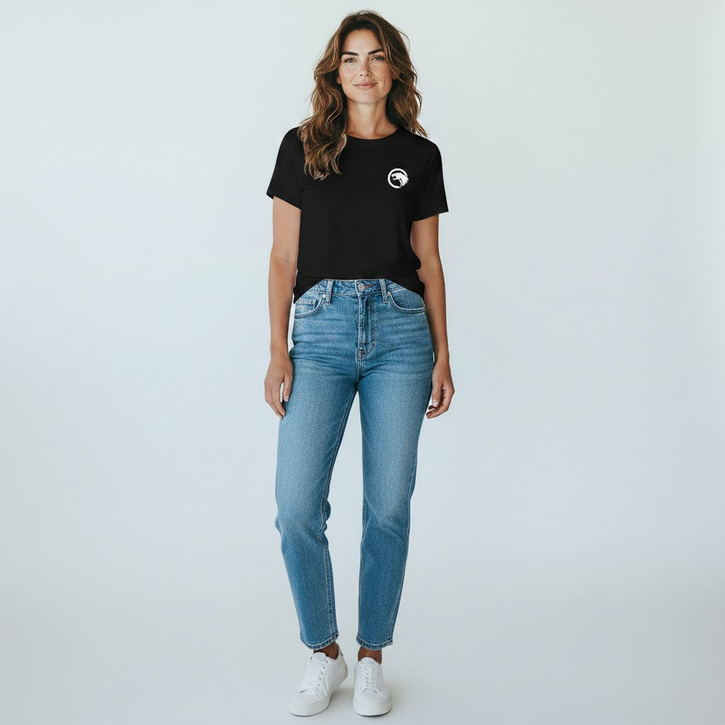 GYM PANTHERS black 100% cotton t-shirt with a white panther logo on the left chest. Crew neck, short sleeves, relaxed fit.